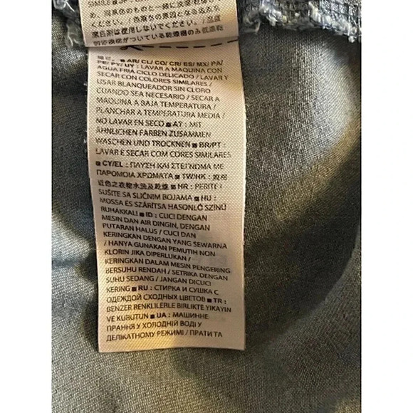 gap maternity light wash denim dress with pockets, size L - Picture 10 of 13